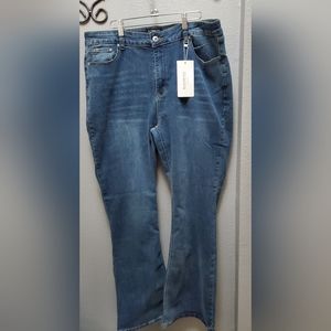 Bloomchic jeans size 20, new